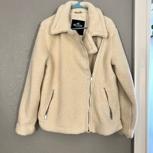 Hollister Sherpa jacket - Cream color size Large